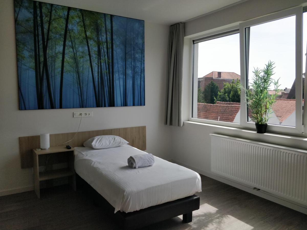 Zorghotel Prinsenhof Ронсе Экстерьер фото